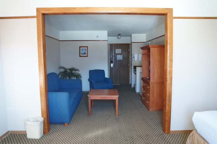 Room 56 of 81