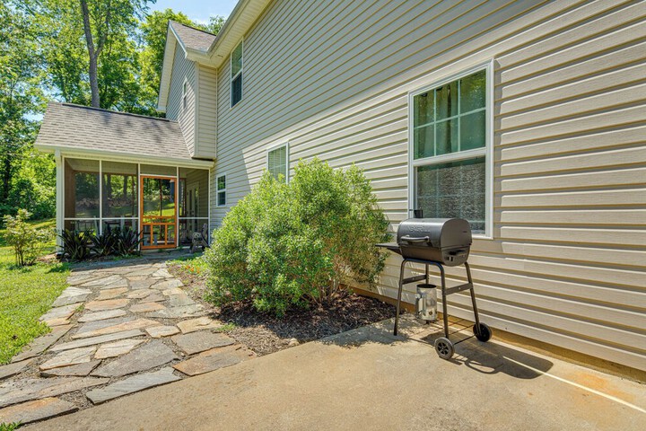 Candler Home w / Porch & Backyard: Near Asheville!