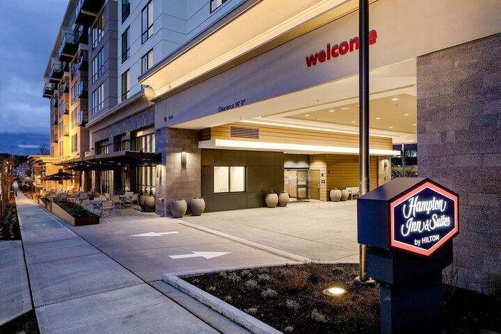 Hotel 2 of 44