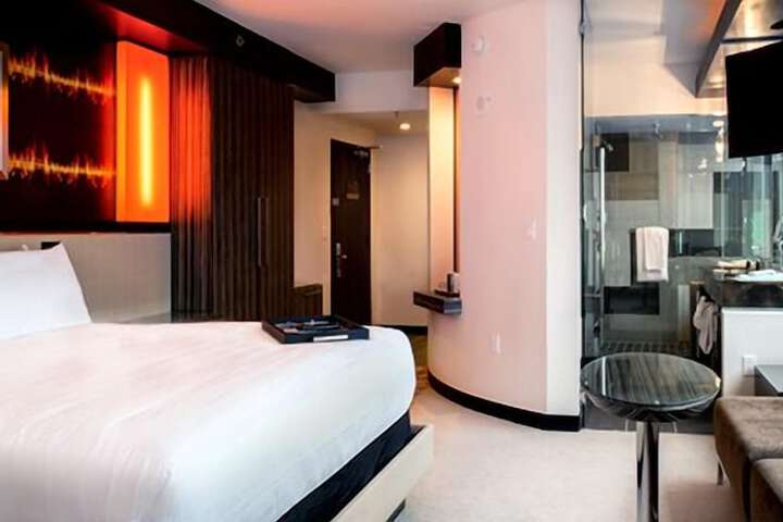 Room 19 of 29