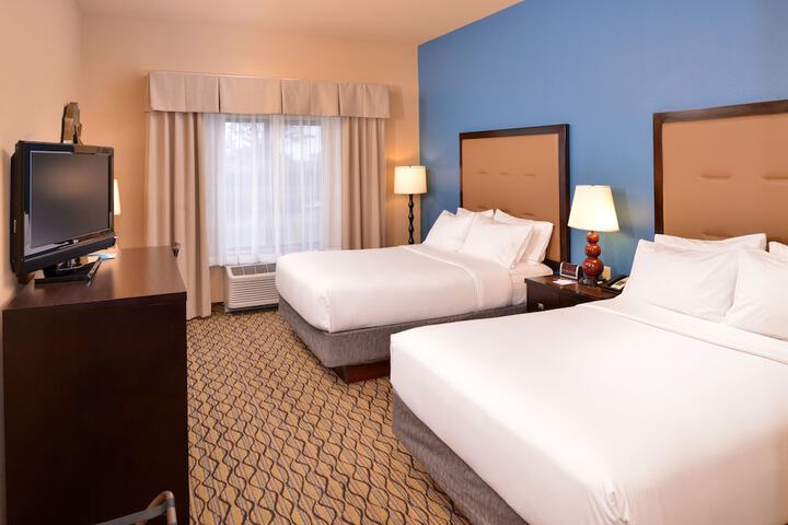 Holiday Inn Express & Suites Wichita Falls by IHG