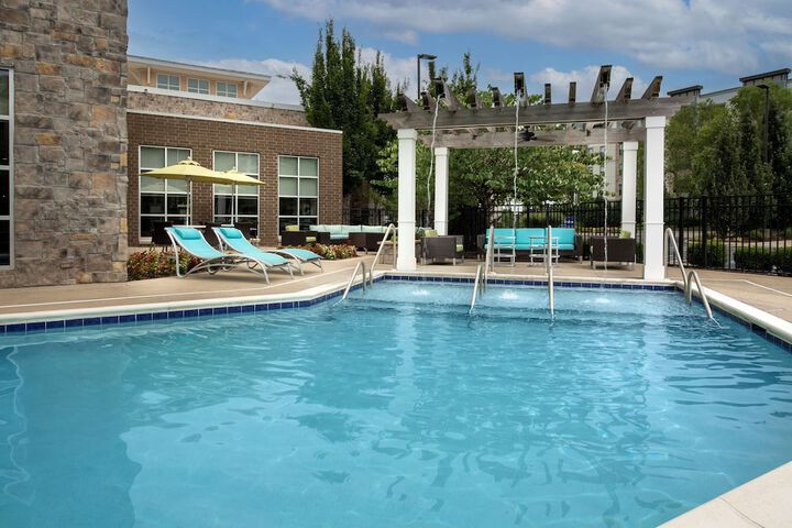 Pool 6 of 44