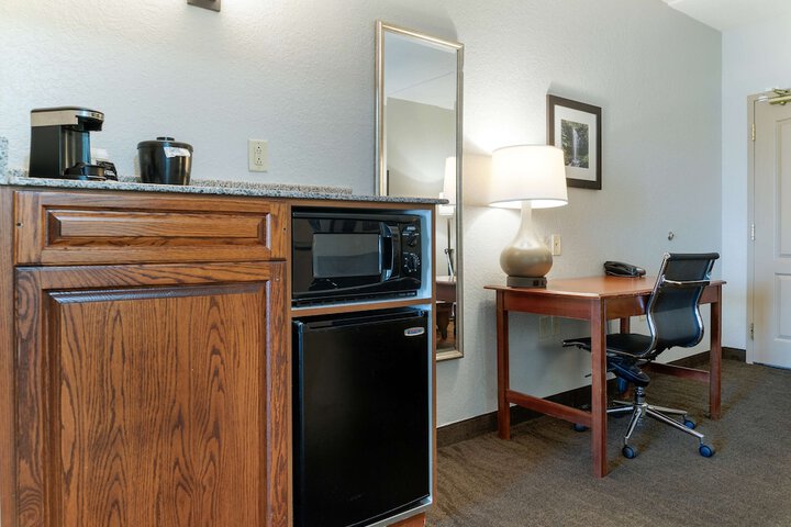 Room 30 of 44