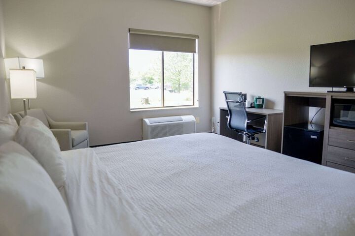 Room 13 of 46