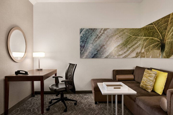 Room 7 of 22