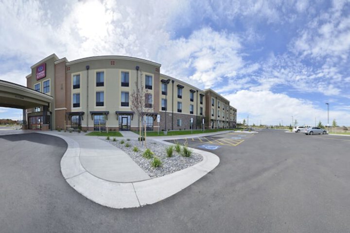 Comfort Suites Airport - University