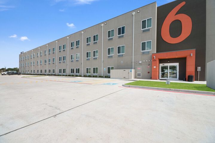 Hotel 4 of 31