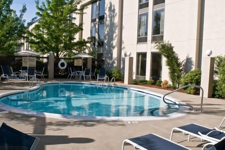 Hampton Inn by Hilton New Bedford / Fairhaven