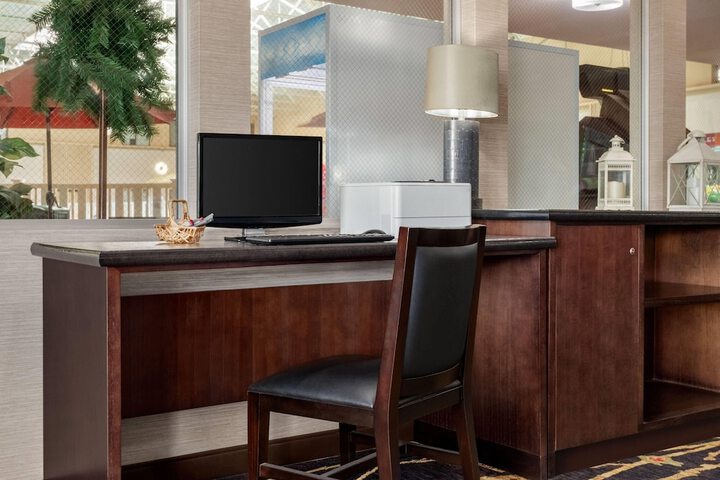 Ramada by Wyndham Grand Forks