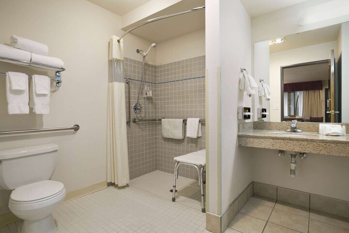 Baymont by Wyndham Seattle / Kirkland WA