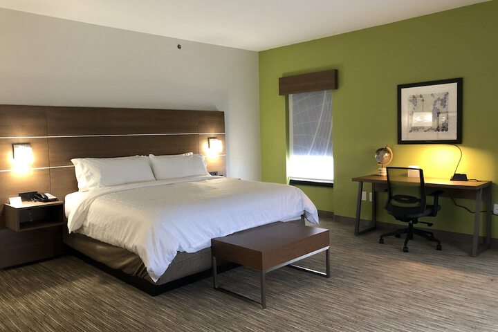 Holiday Inn Express & Suites Franklin KY by IHG