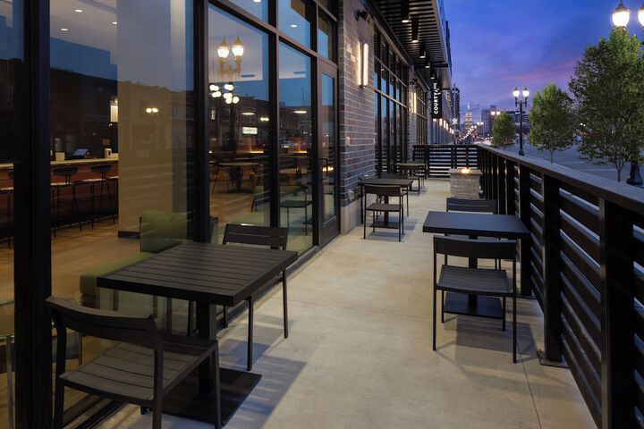 Courtyard by Marriott Lansing Downtown