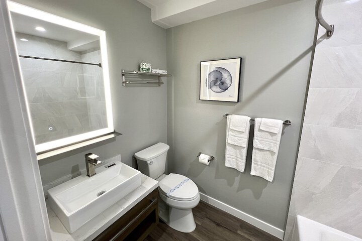 Room 20 of 27