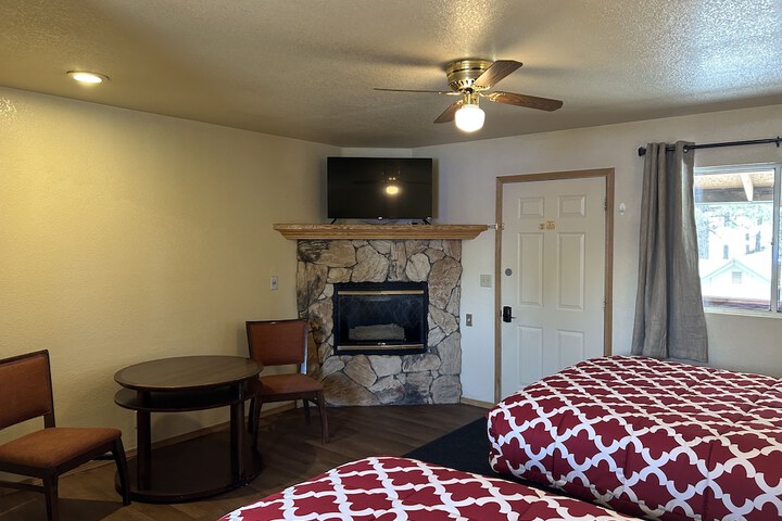 Room 71 of 84