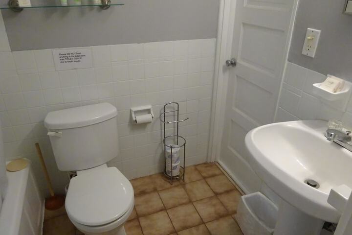 Room 86 of 141