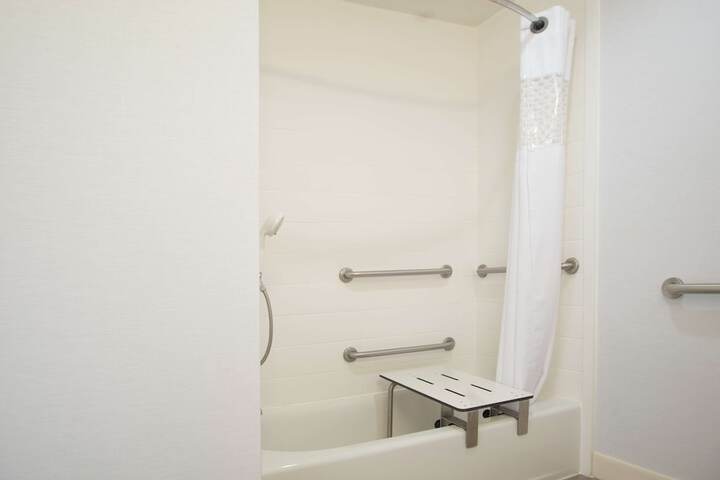 Hampton Inn by Hilton Tiffin