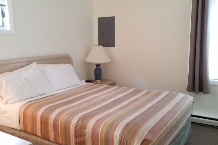 Room 50 of 127
