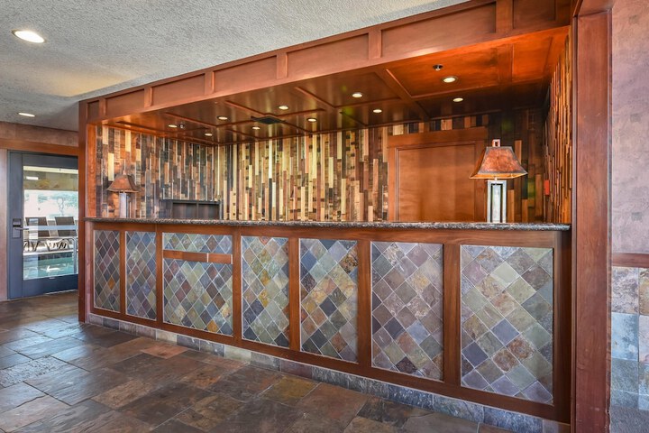 Kathryn Riverfront Inn an Ascend Collection Hotel