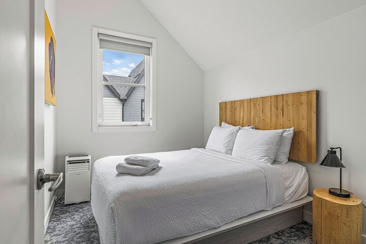 Room 20 of 60