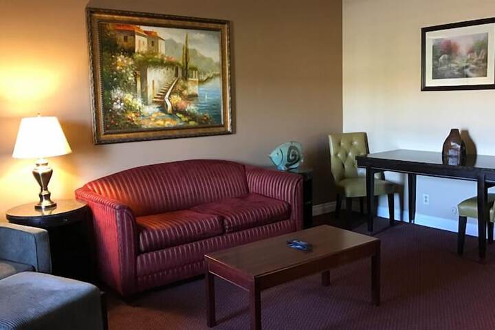 Room 13 of 19