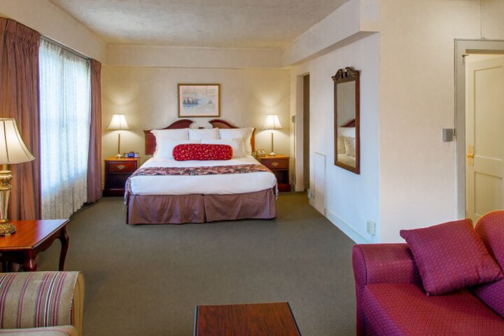 Historic Anchorage Hotel