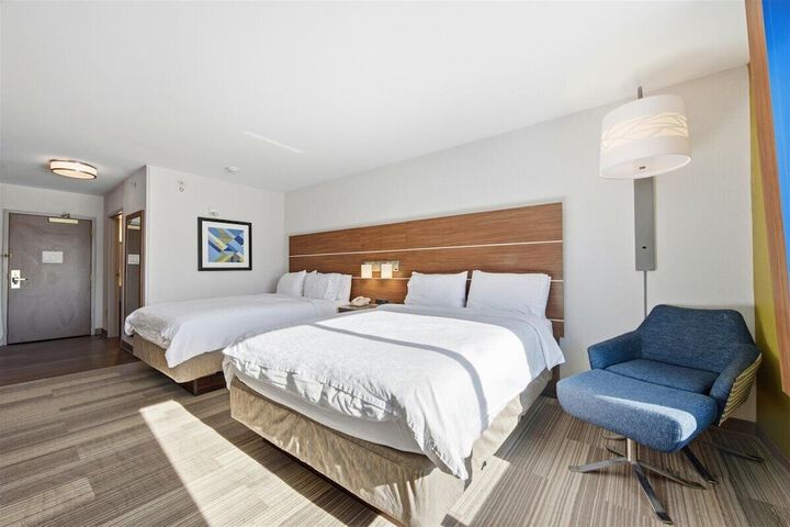 Holiday Inn Express & Suites Bethlehem Arpt-Allentown Area