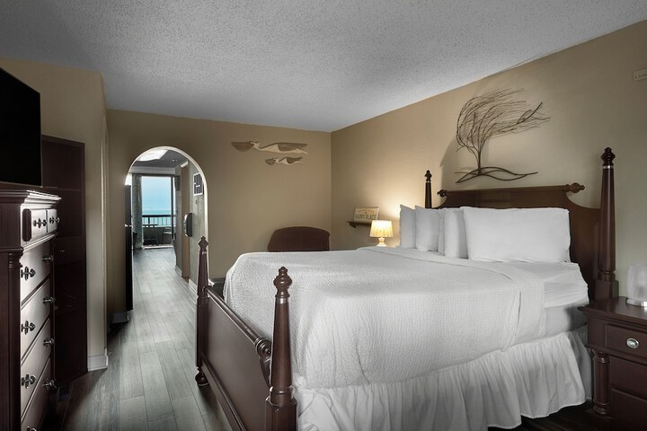 Room 103 of 273