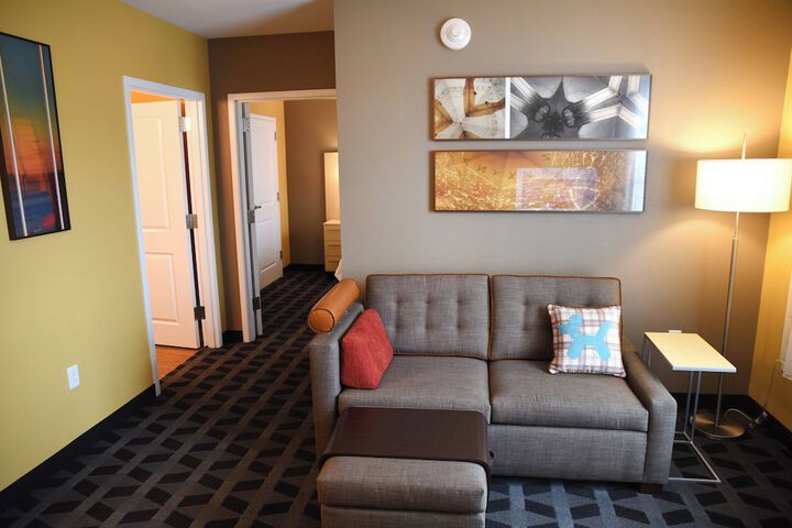 Room 16 of 29