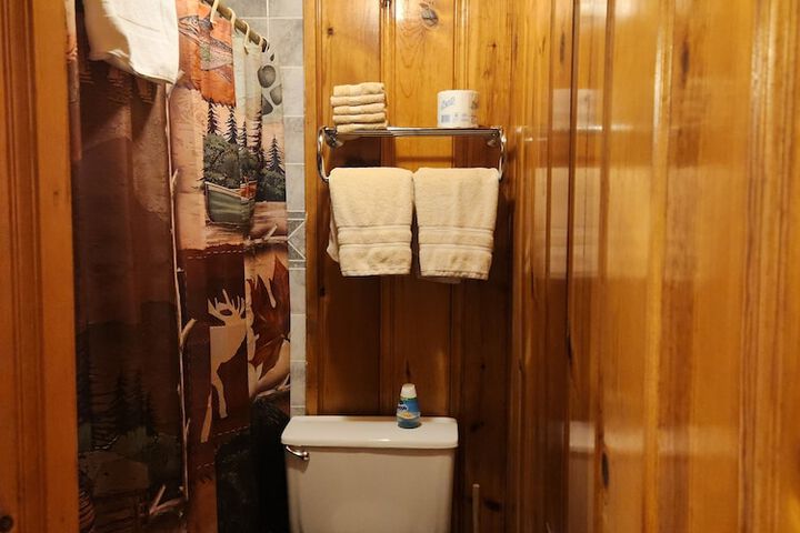 Eagle Nest Fly Shack and Lodge