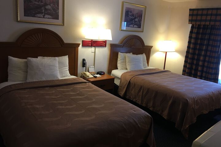Room 26 of 62