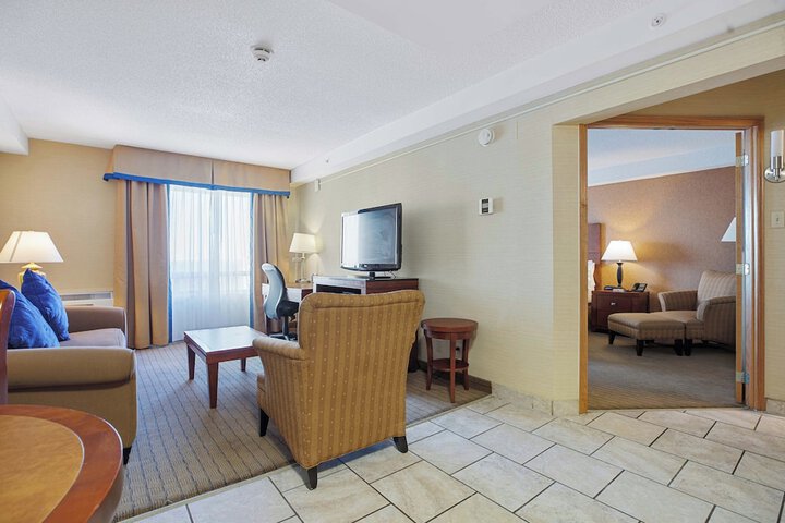 Sandman Hotel & Suites London Downtown