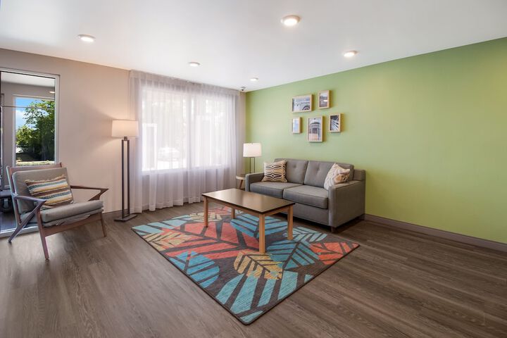 WoodSpring Suites Detroit Madison Heights