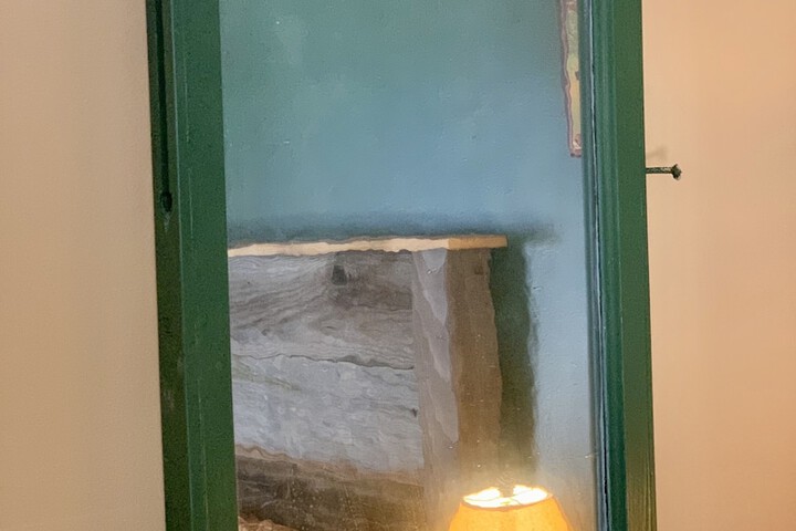 Room 52 of 60