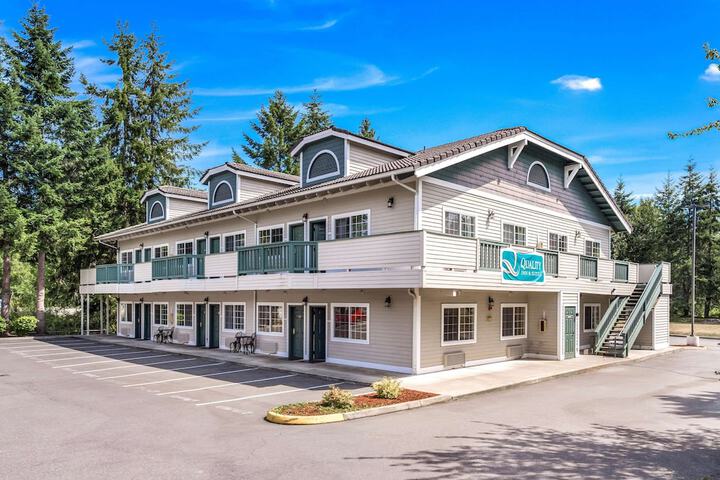 Hotel 3 of 72