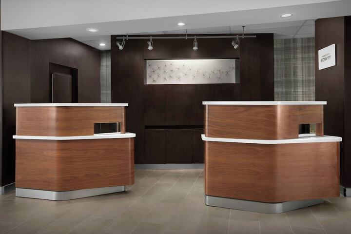 Courtyard by Marriott Dallas DFW Airport North / Irving