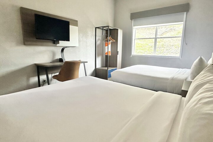 Comfort Inn & Suites Cartersville - Emerson Lake Point