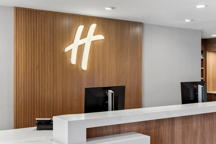 Hotel 2 of 89