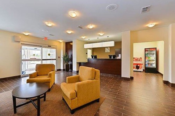 Hotel Interior 8 of 39
