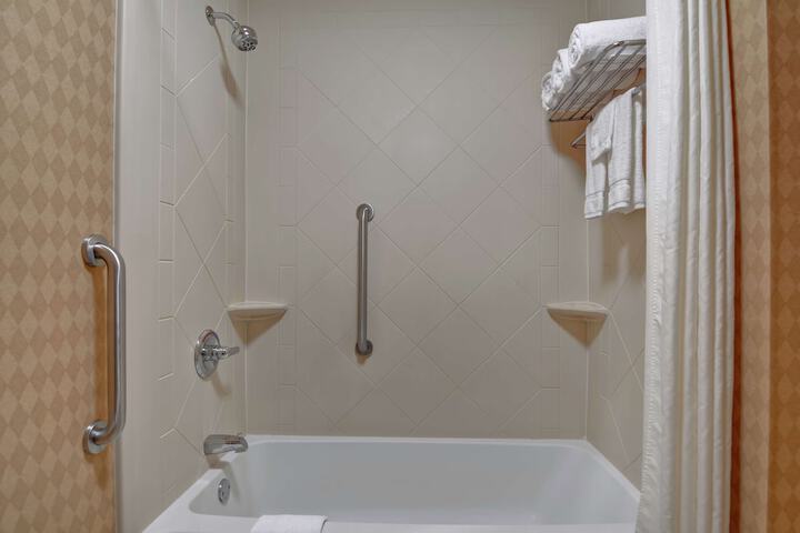 Room 20 of 44