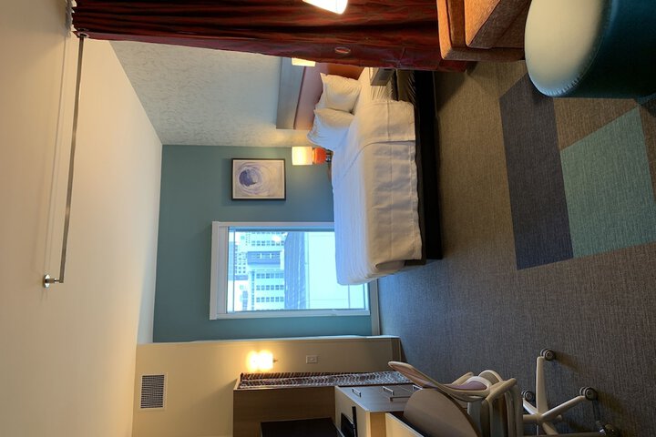 Room 34 of 69