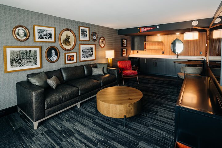 The Trail Hotel