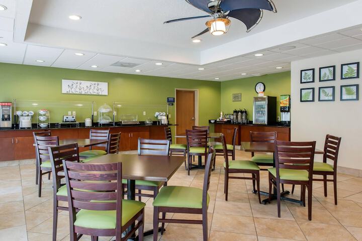 Sleep Inn & Suites Port Charlotte - Punta Gorda