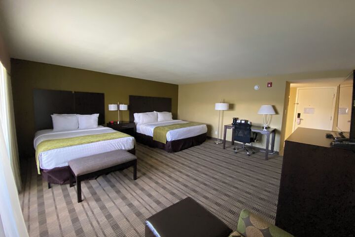 Room 15 of 38