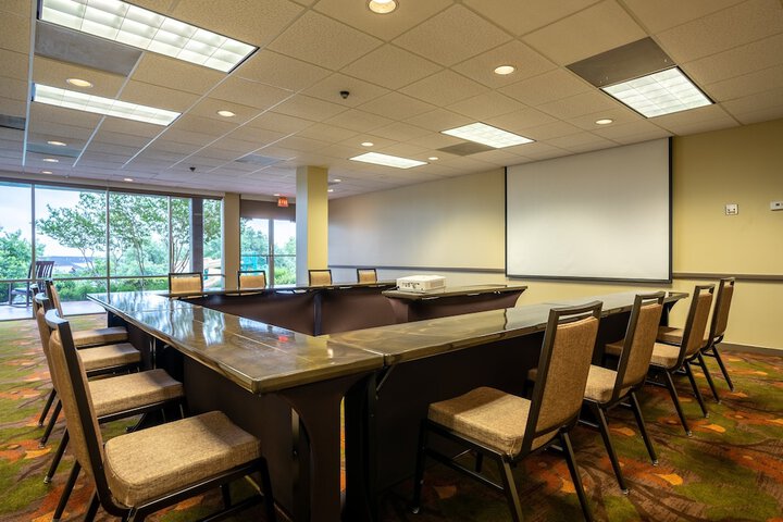Lakeway Resort & Spa