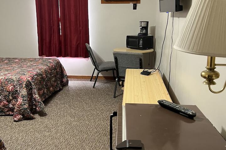 Room 39 of 40