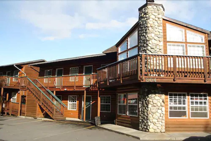 Harborview Inn