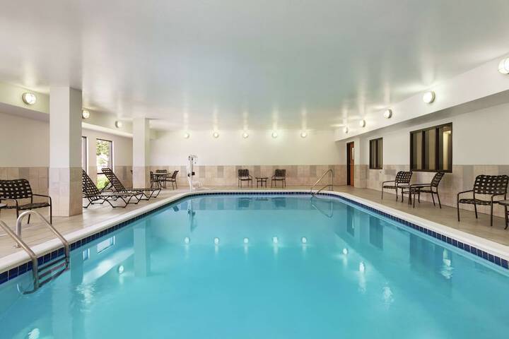 Hampton Inn Houston / Stafford