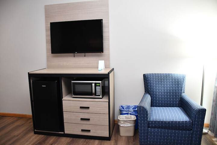 Baymont Inn & Suites by Wyndham Platteville