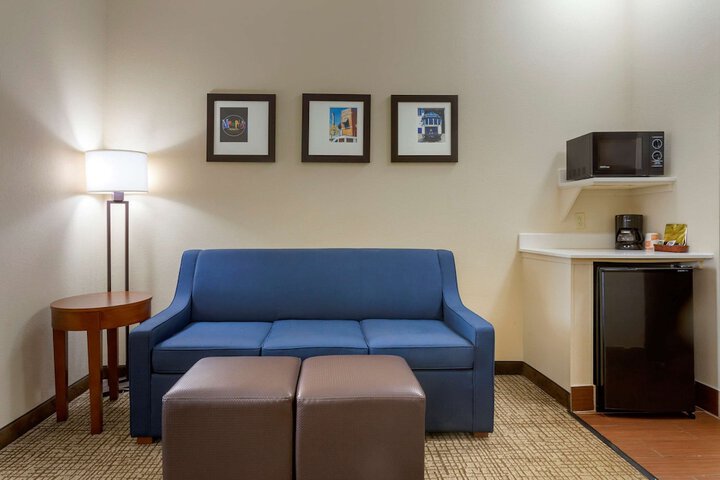 Room 29 of 38