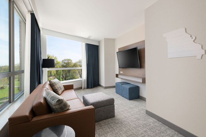 Room 16 of 41